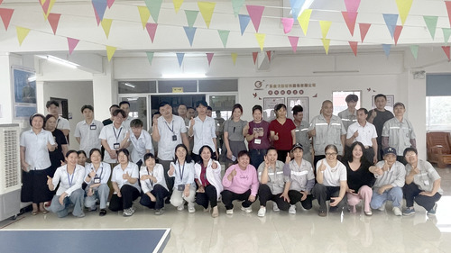 生日会合照.JPG